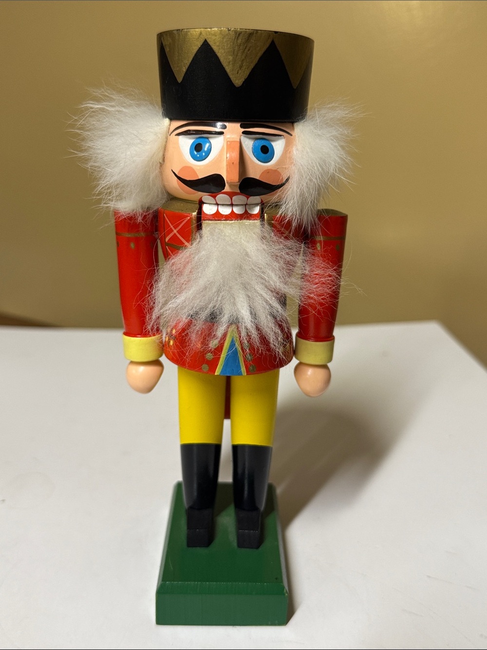 German Nutcracker KING Handmade Wood KWO Erzgebirge Germany Christmas Decor 8”